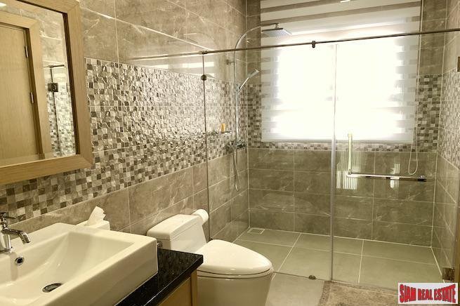 Villa in Nong Pla Lai, Chon Buri, Thailand 5 - 18476219