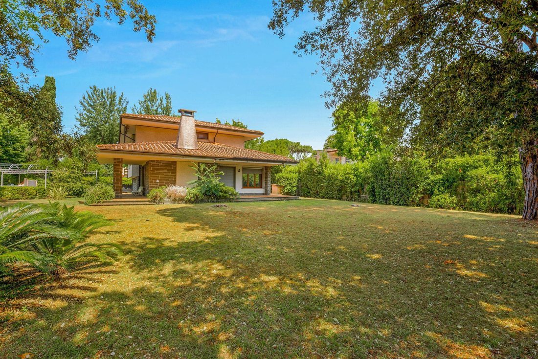 Villa in Roma Imperiale, Forte dei Marmi, Tuscany 1 - 18480219