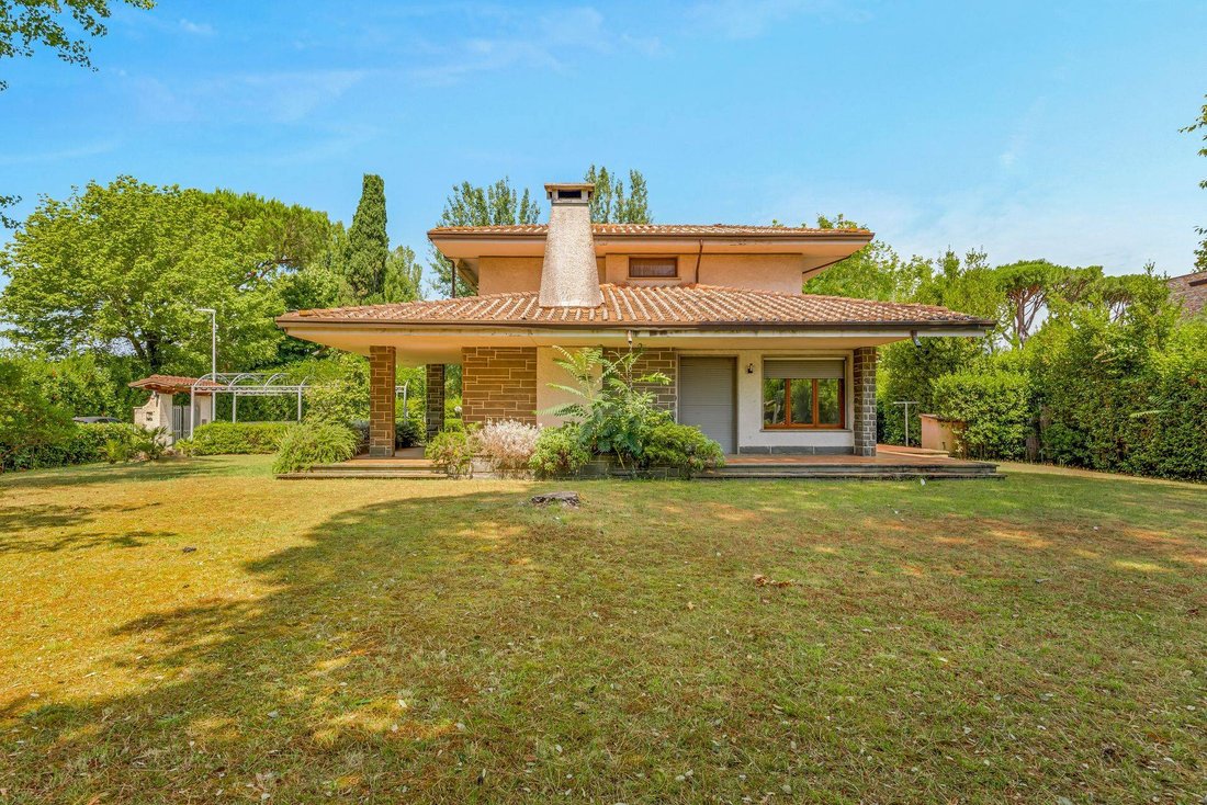 Villa in Roma Imperiale, Forte dei Marmi, Tuscany 3 - 18480219