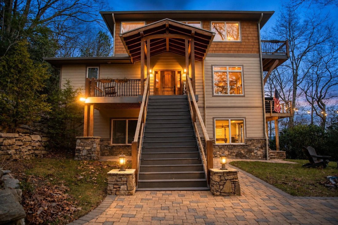 House in Fairview, North Carolina, United States 1 - 18478098