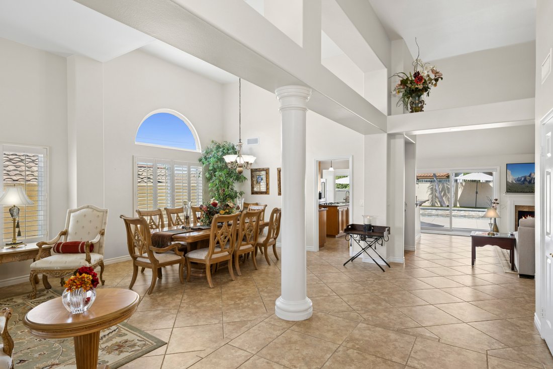 House in Upland, California, United States 3 - 18437955