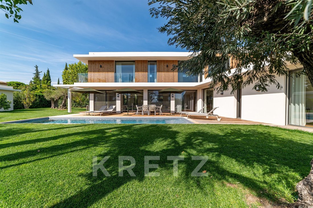 Villa in Granettes-Jauberte-Sainte Anne, Aix-en-Provence, France 2 - 18474833