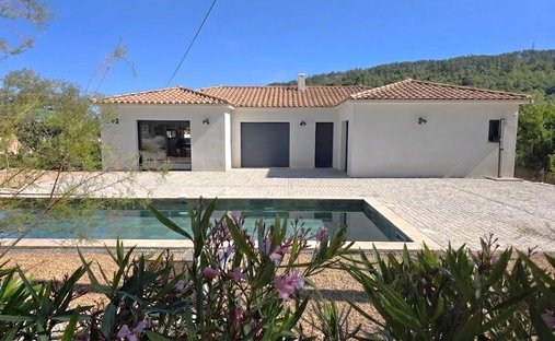 Villa in Centre, Vidauban, France 1
