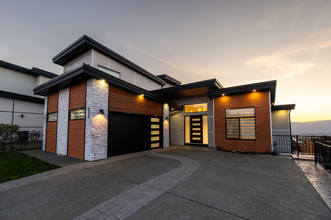 House in Duncan, British Columbia, Canada 1 - 17673758