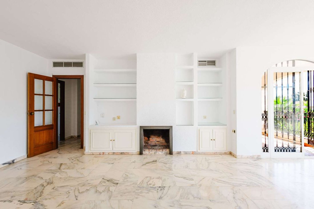 Villa in Benalmadena, Andalusia, Spain 3 - 18076847