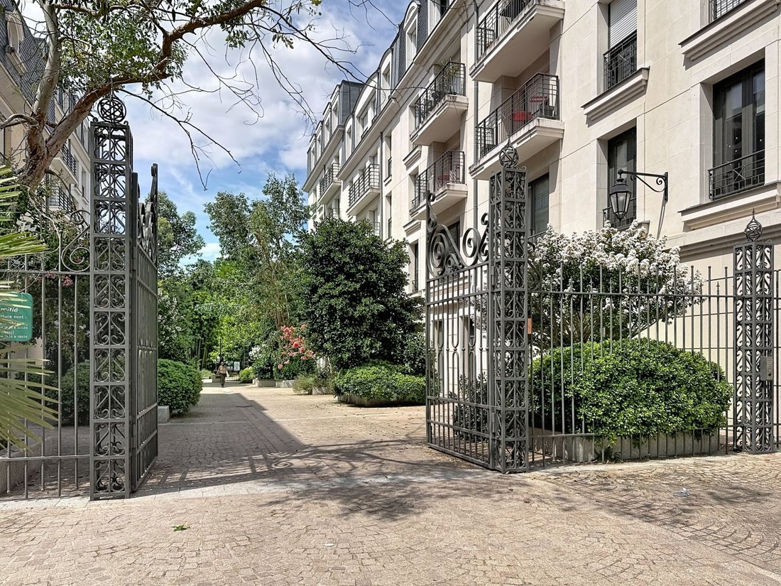 Apartment in Centre Ville, Rueil-Malmaison, France 1 - 18479044