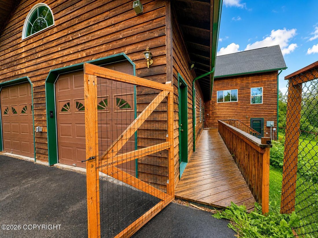 House in Anchorage, Alaska, United States 3 - 18477412