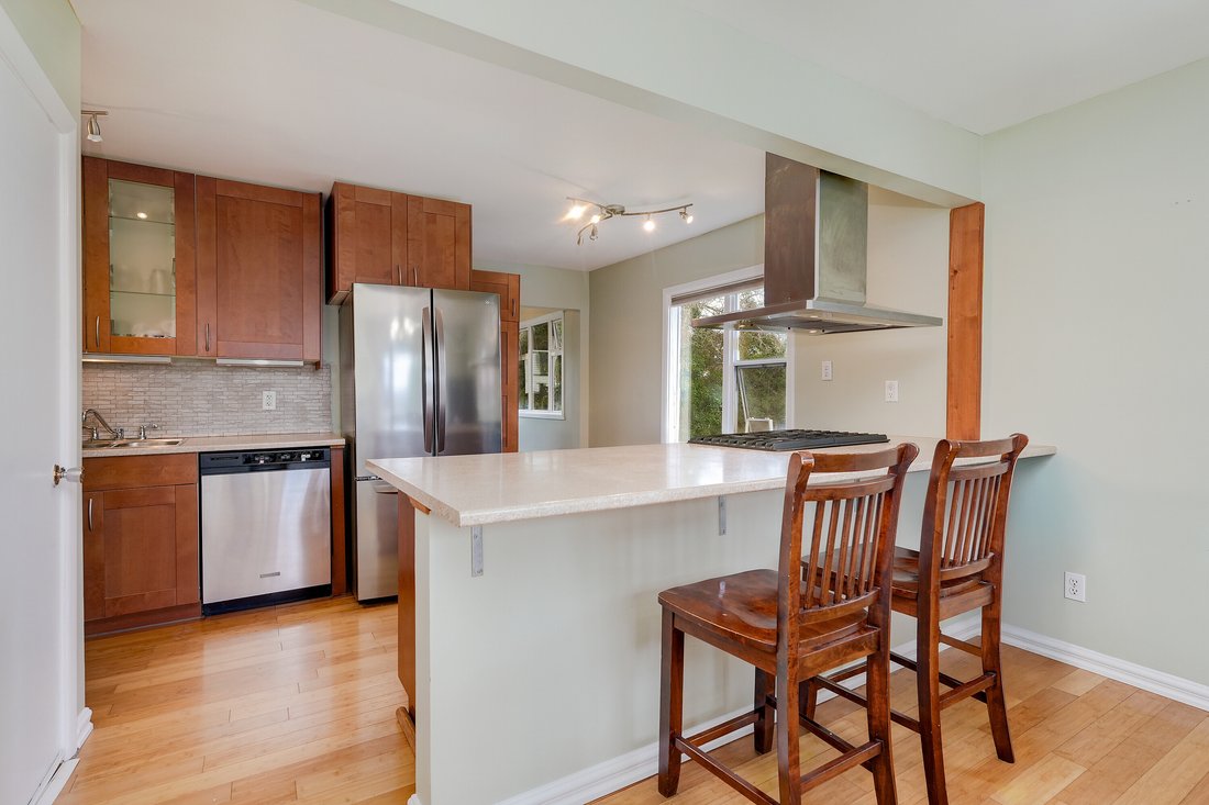 House in Victoria, British Columbia, Canada 3 - 18348713