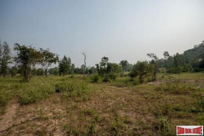Land in Hua Hin, Prachuap Khiri Khan, Thailand 5 - 18476117
