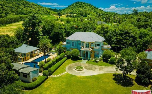Villa in Bang Sare, Chon Buri, Thailand 1