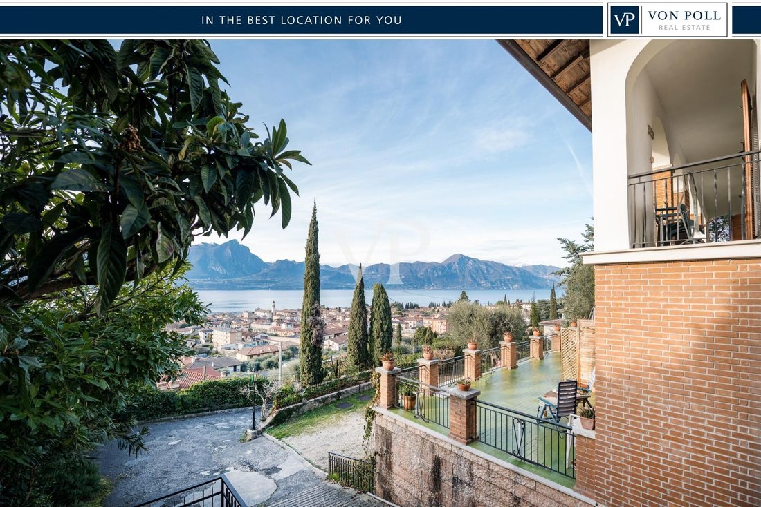 House in Torri del Benaco, Veneto, Italy 1 - 18342752