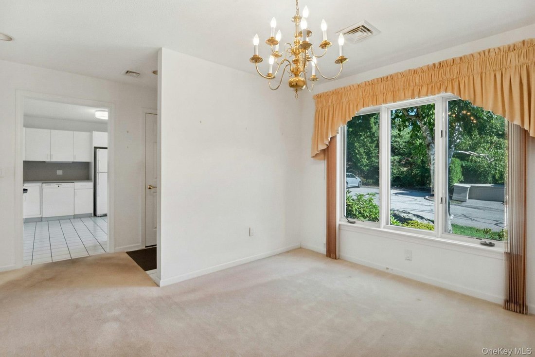 Condo in Somers, New York, United States 5 - 18479357