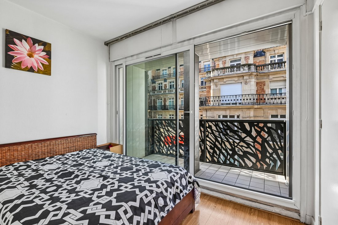 Apartment in Saint Philippe du Roule, Paris 8e Arrondissement, Paris 4 - 18474535