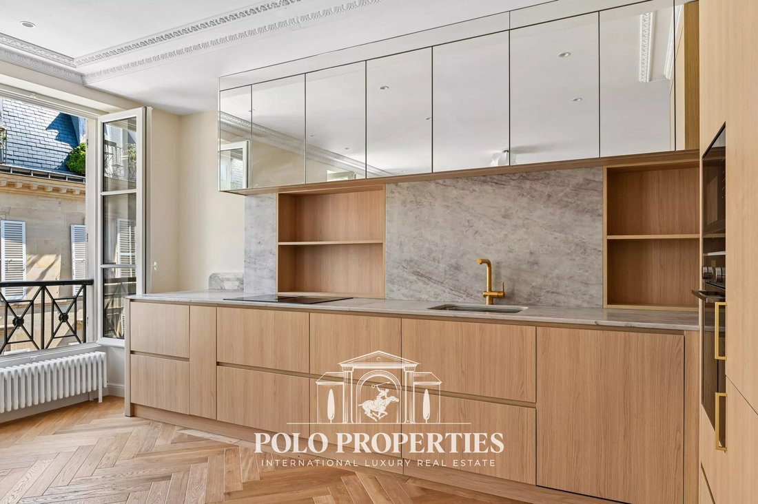 Apartment in Saint Germain des Prés, Paris 6e Arrondissement, Paris 5 - 18475791