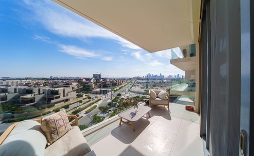 Casa in Al Manhal, Emirato di Abu Dhabi, Emirati Arabi Uniti 1