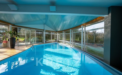 House in Keraliou-Passage, Plougastel-Daoulas, France 1