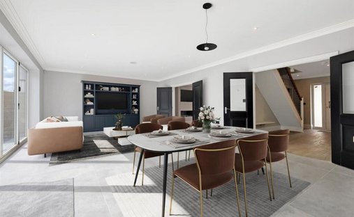House in Epping, England 1