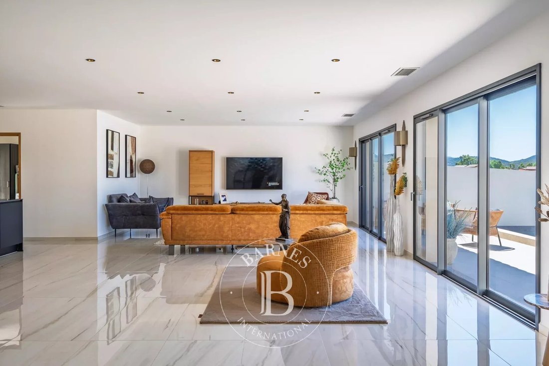 Villa in L'Île-Rousse, Corsica, France 5 - 18476277