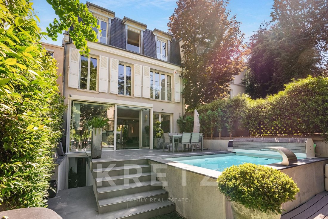 House in Ile de la Jatte - Parc d'Orléans, Neuilly-sur-Seine, France 1 - 18475341