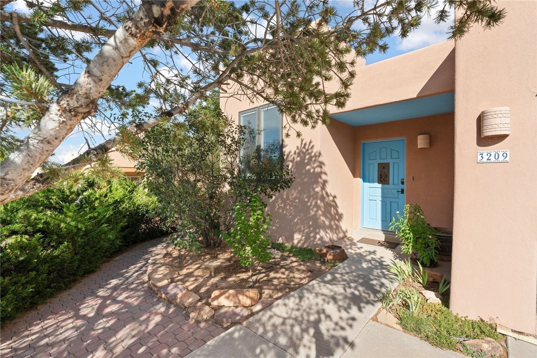 House in Santa Fe, New Mexico, United States 1 - 18477068