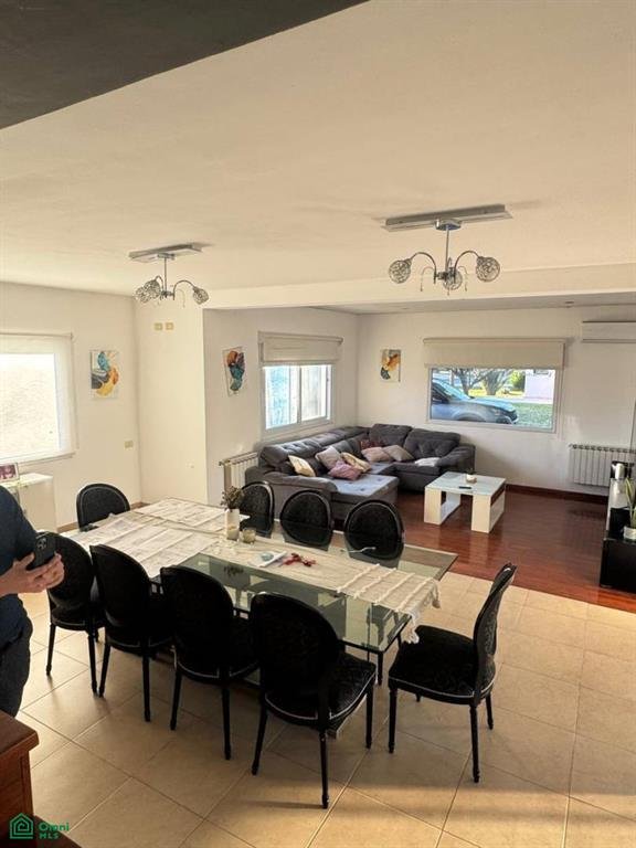 House in City Bell, Buenos Aires Province, Argentina 2 - 18030336