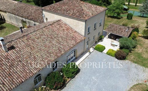 House in Grand Parc-Chartrons-Paul Doumer, Bordeaux, France 1