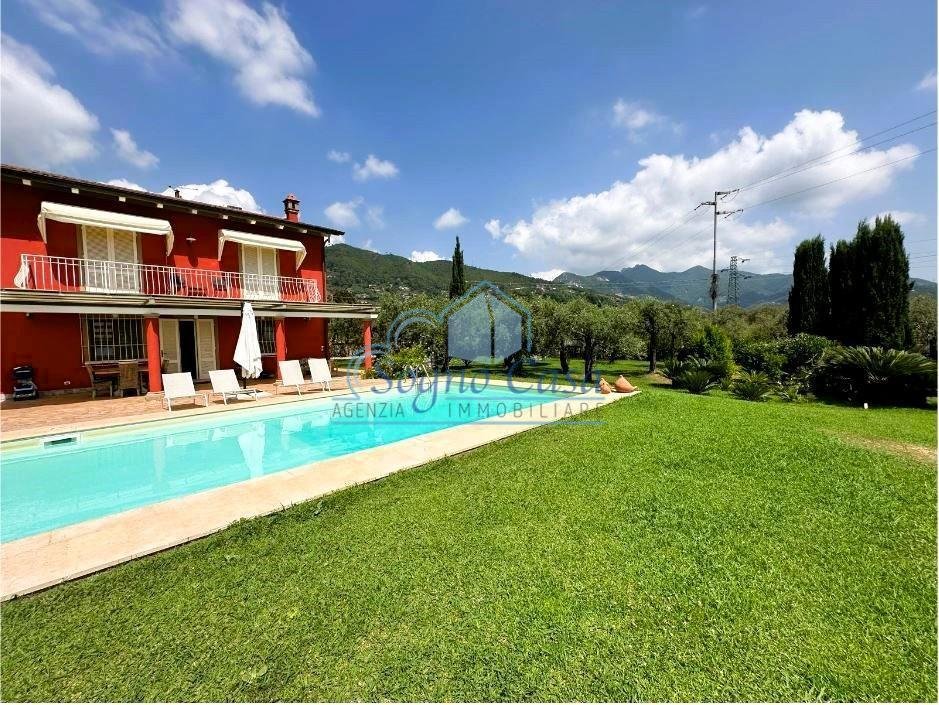 Villa in Pietrasanta, Tuscany, Italy 5 - 18479155
