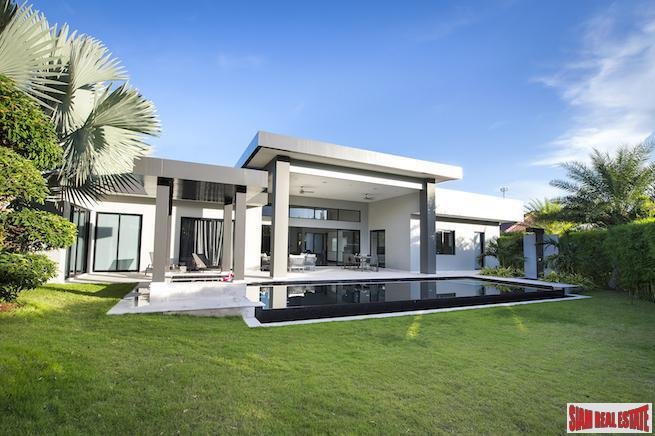 Villa in Hin Lek Fai, Prachuap Khiri Khan, Thailand 1 - 18476003