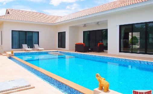 Villa in Pong, Chon Buri, Thailand 1