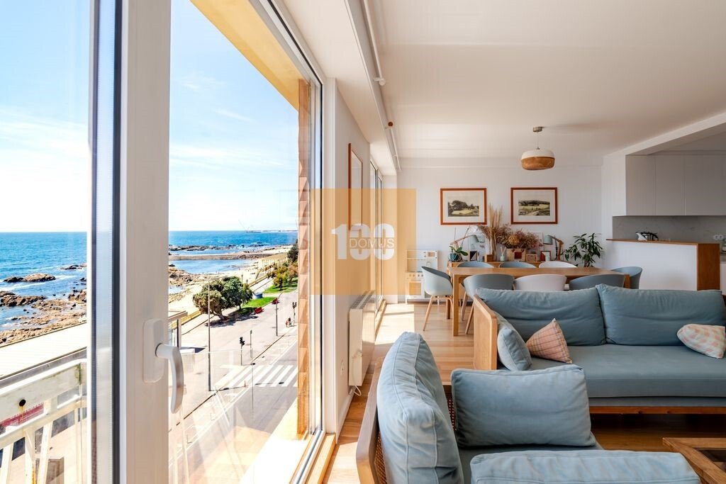 Apartment in Cedofeita, Santo Ildefonso, Se, Miragaia, Sao Nicolau e Vitoria, Porto District, Portugal 1 - 18412359