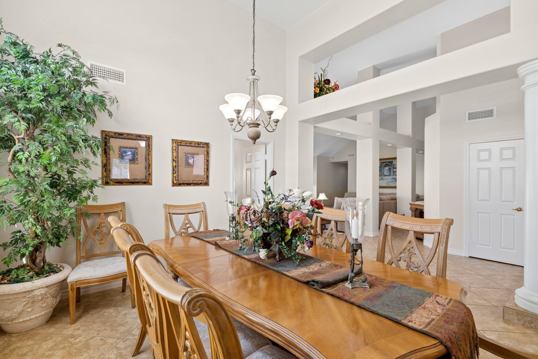 House in Upland, California, United States 5 - 18437955