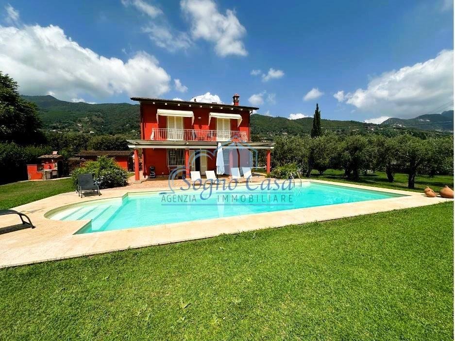 Villa in Pietrasanta, Tuscany, Italy 4 - 18479155