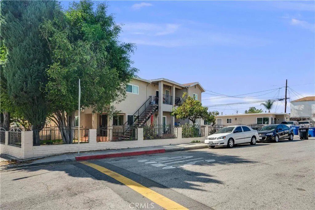 East Los Angeles, California, United States 1 - 18478224