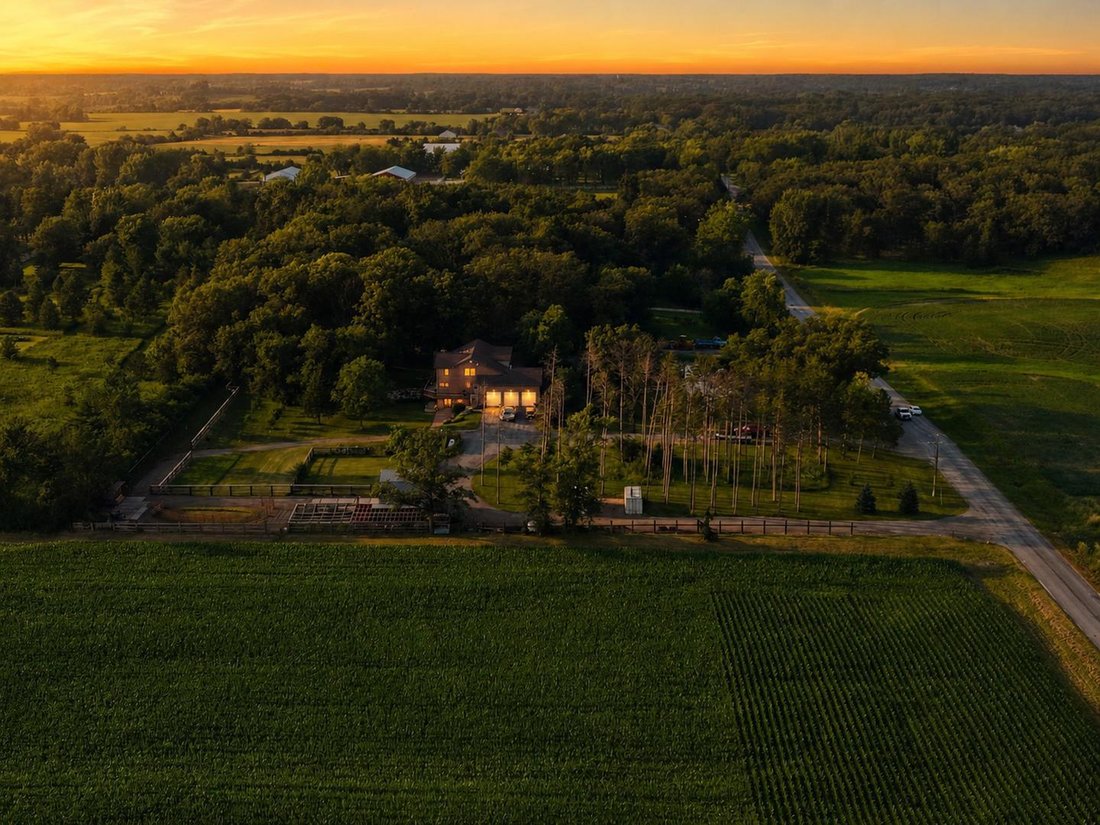 House in Beecher, Illinois, United States 5 - 18478516