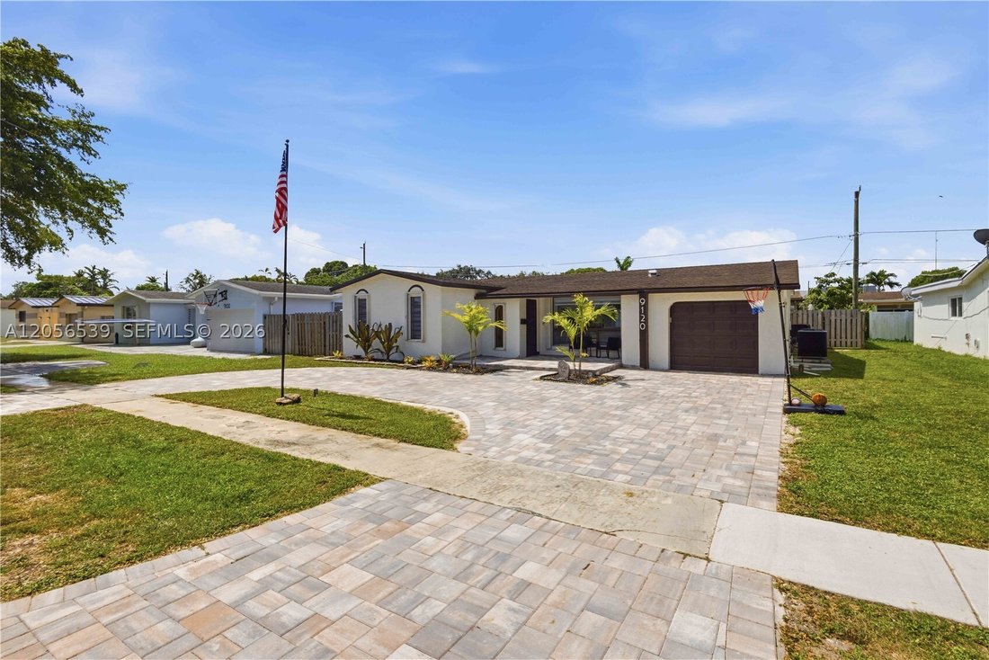 House in Davie, Florida, United States 3 - 18478029