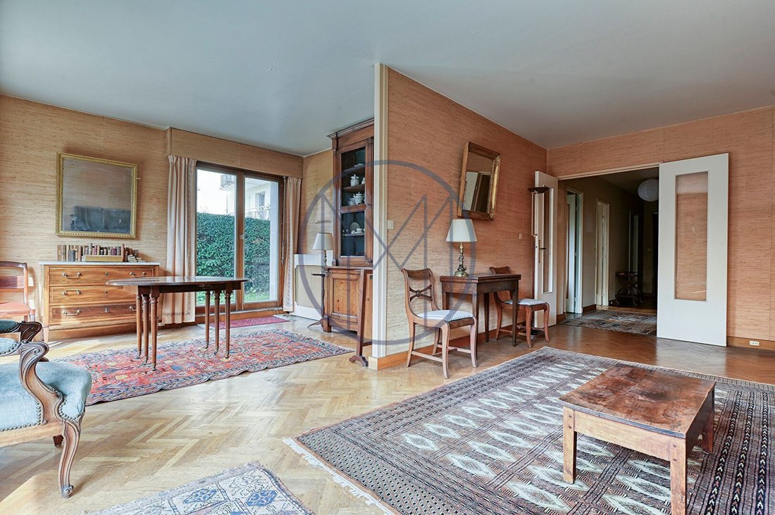 Apartment in Domaine National du Château, Versailles, France 3 - 18479077