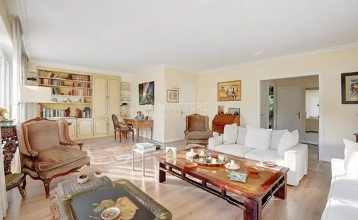 Apartment in Plateau de Cazes, Vaucresson, France 1