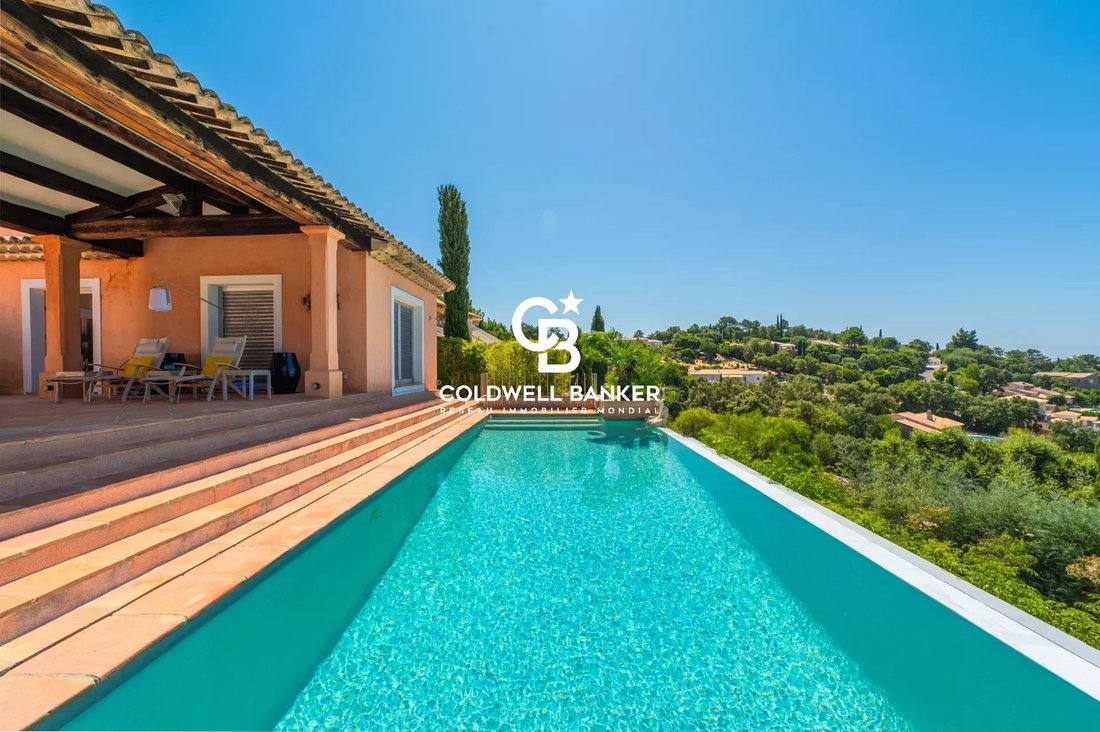 Villa in France 2 - 18475347