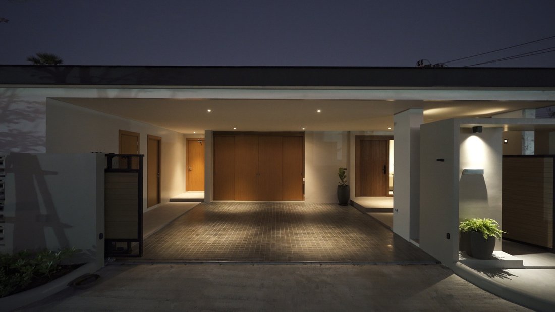 Villa in Thep Krasatti, Phuket, Thailand 2 - 18476730