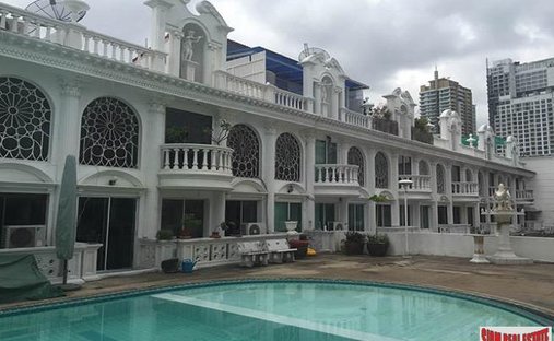Townhouse in Bangkok, Bangkok, Thailand 1