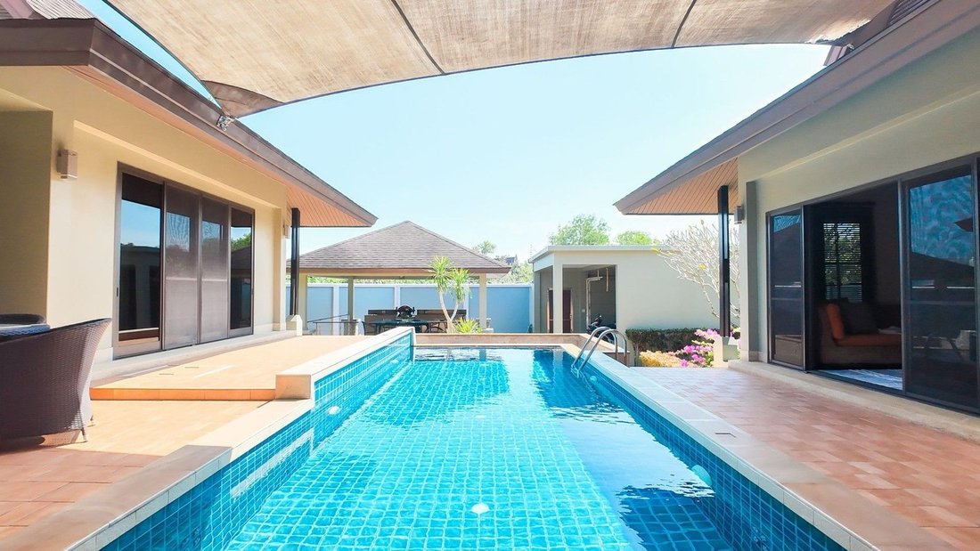 Villa in Chalong, Phuket, Thailand 1 - 18475975