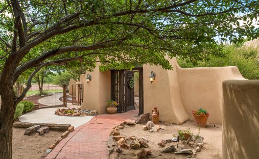 House in Los Lunas, New Mexico, United States 1