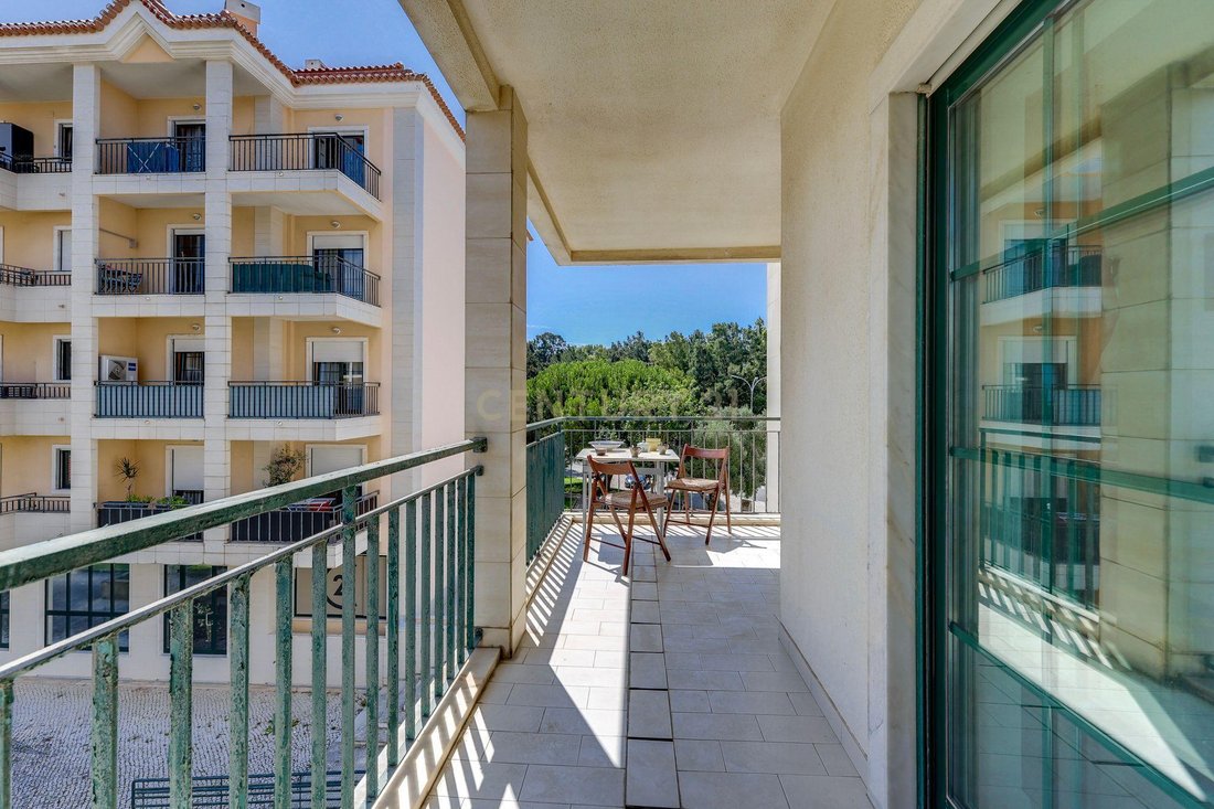 Apartment in Carcavelos e Parede, Lisbon, Portugal 2 - 18479205