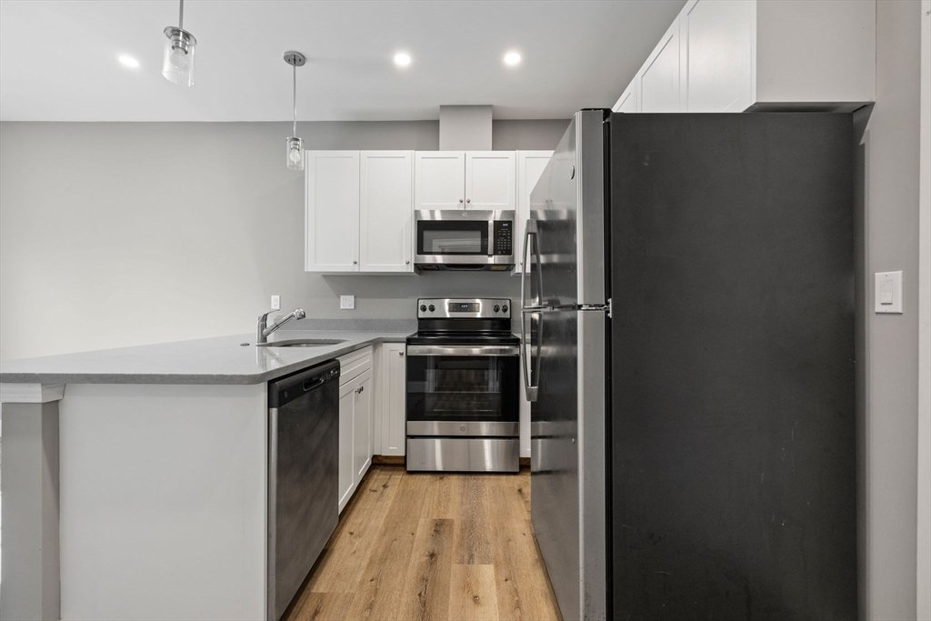 House in Wellesley, Massachusetts, United States 2 - 18475694