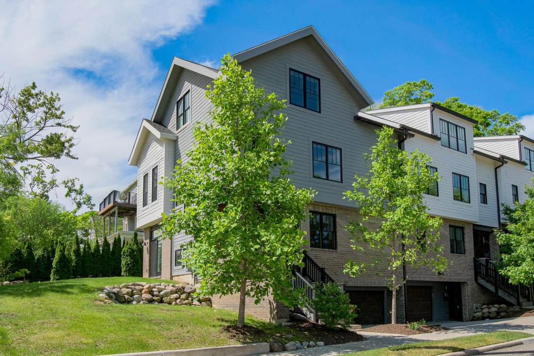 Condo in Ann Arbor, Michigan, United States 1 - 18480270