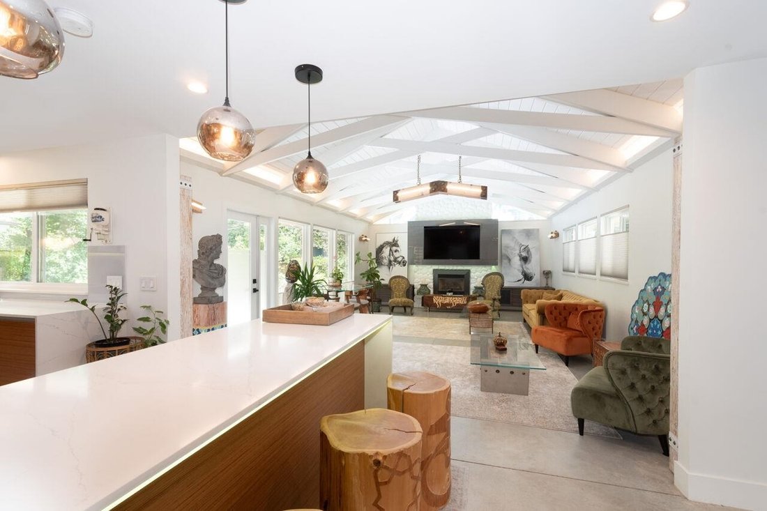 House in North Vancouver, British Columbia, Canada 3 - 18480487
