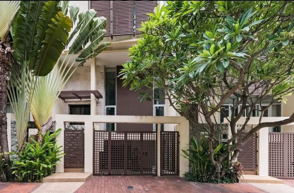 Townhouse in Bangkok, Bangkok, Thailand 1 - 18475968