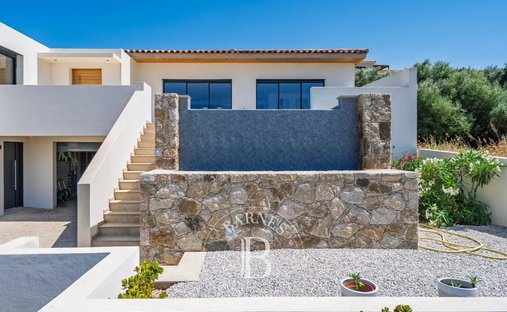 Villa a Isola Rossa, Corsica, Francia 1