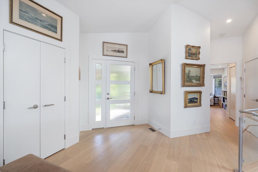 House in Cobble Hill, British Columbia, Canada 5 - 18479013
