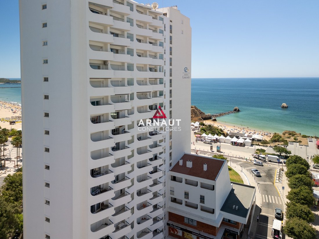 Apartment in Portimao, Algarve, Portugal 1 - 18479603